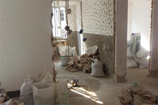 墻面瓷磚拆除價格一般要多少，要注意哪些事項(xiàng)？