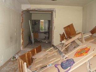 二手房裝修拆除，墻體拆除報(bào)價(jià)。