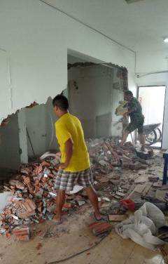 外墻瓷磚怎樣拆除？