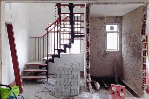 如何在不破壞建筑結(jié)核的前提下拆除含有鋼筋的混泥土樓梯？