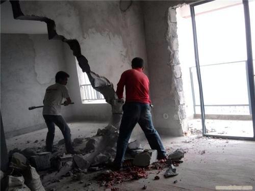 室內(nèi)裝修拆除，拆除混凝土多少錢(qián)一個(gè)平方？