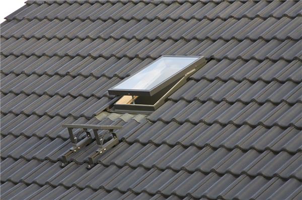 如何在樓頂安裝天窗？