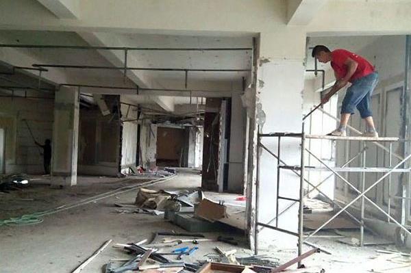 室內(nèi)裝修拆除注意事項(xiàng)。