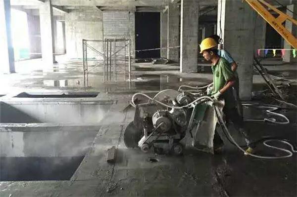 樓板切割拆除的施工方法。