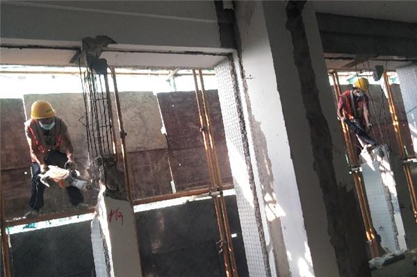 拆除混凝土有哪些施工方案？