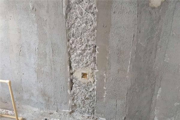 剔鑿混凝土墻面的方法