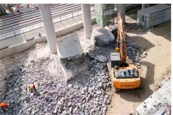 拆除比較大的建筑物，用混凝土靜力切割的方法怎么操作呢？