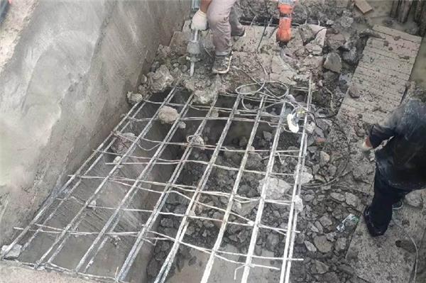 如何拆除混凝土墻