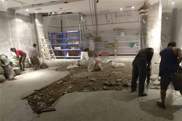 在家庭裝修時(shí)，室內(nèi)地面拆除注意哪些事項(xiàng)