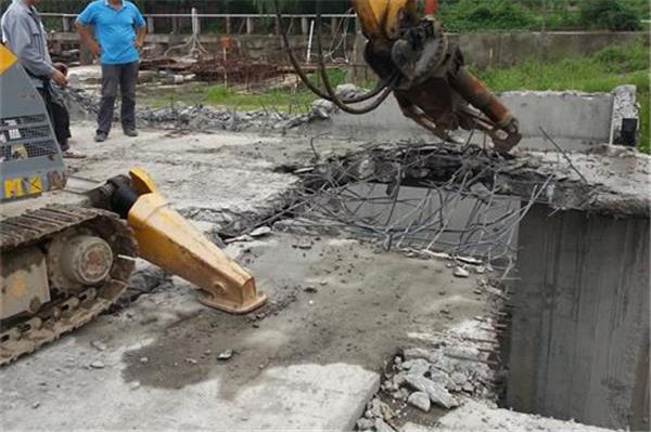 拆除工程作業(yè)時(shí)需要采取哪些安全措施