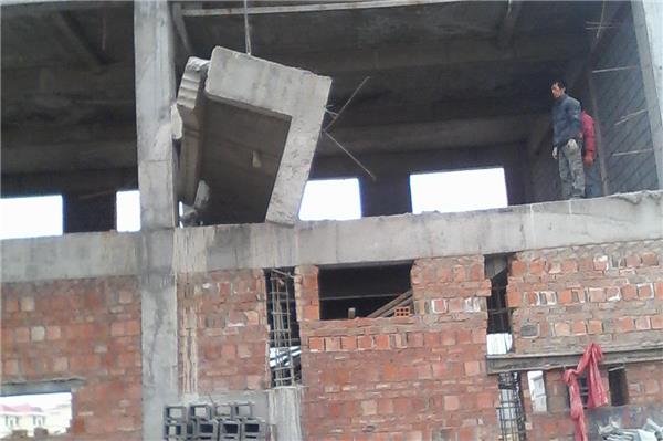拆樓梯，拆除樓梯，混凝土拆除-拆除樓梯步驟,樓梯拆除安全,混凝土樓梯拆除