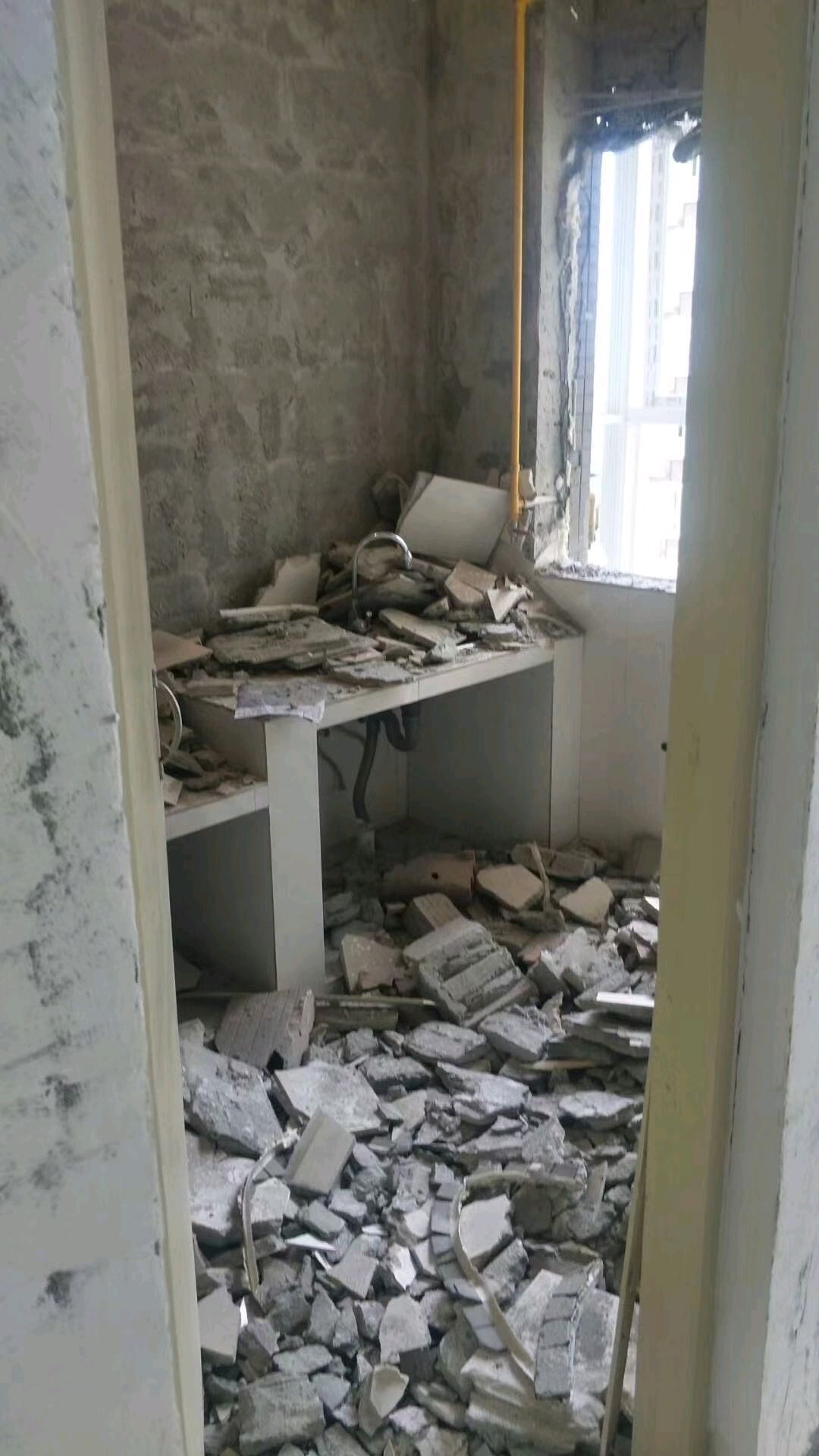 墻體拆除，拆墻，