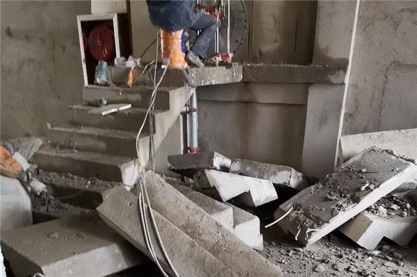 拆樓梯-樓梯拆除步驟及注意事項