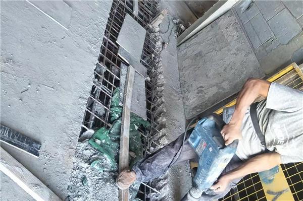 剔鑿后澆帶，創(chuàng)造完美施工工藝