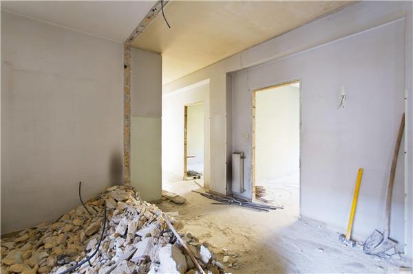 專業(yè)承攬房屋室內(nèi)拆舊、別墅拆除及家裝工裝拆除服務(wù)