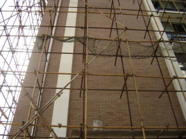 拆除外墻磚注意事項(xiàng)，外墻瓷磚拆除多少錢一個(gè)平方？