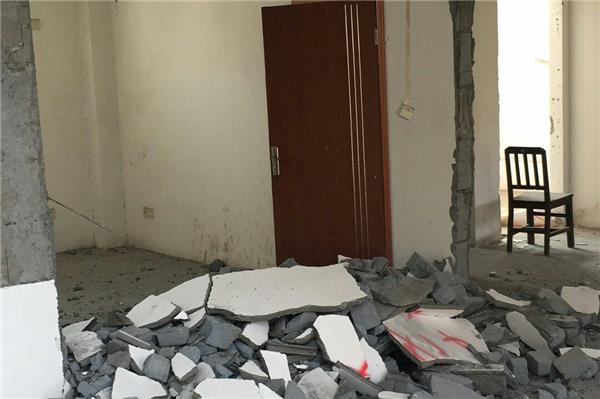 裝修拆墻與墻面翻新費用解析：計算技巧與影響要素