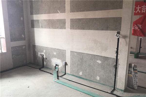 家裝踢腳線拆除技巧及室內(nèi)裝修拆除注意事項